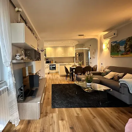 Sergiunca Lägenhet Bocca di Magra